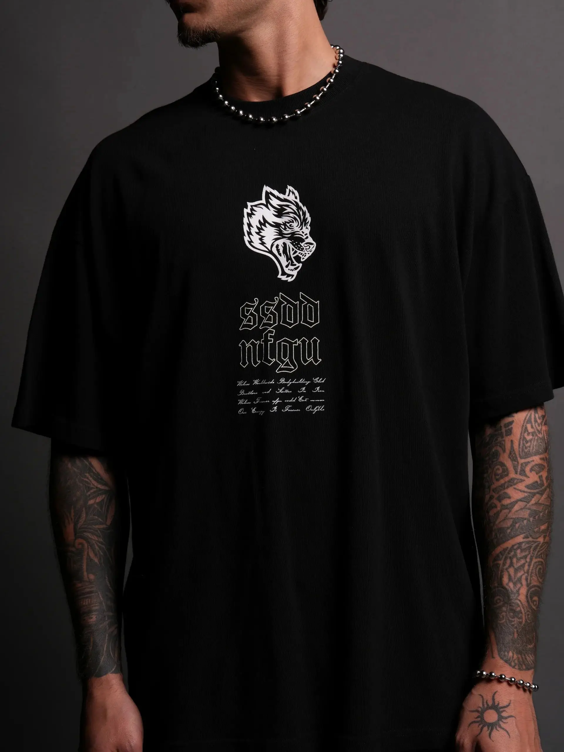 Camisetas de hombre de la seri - Premium Anime Merchandise reseña y precio